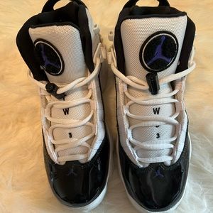 Gently used air Jordan’s